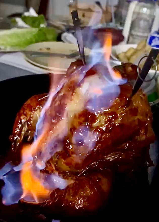 A+ไก่ย่างภูเขาไฟ